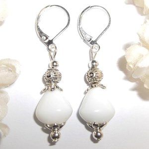 Simple Earrings White & Silver Beaded Dangle Drop Minimalist Style Jewelry 7127